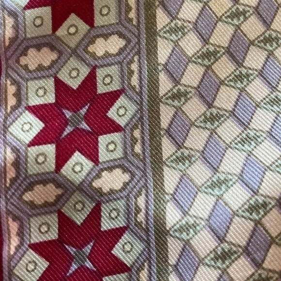 Lavender and pink Anne Klein square scarf - Picture 7 of 7